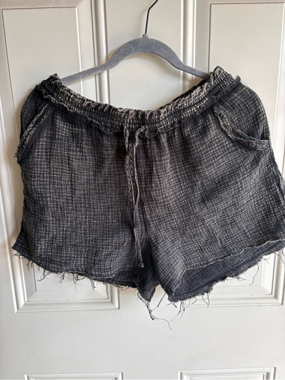 Zenana Ash Black Frayed Hem Drawstring Shorts gauze material medium